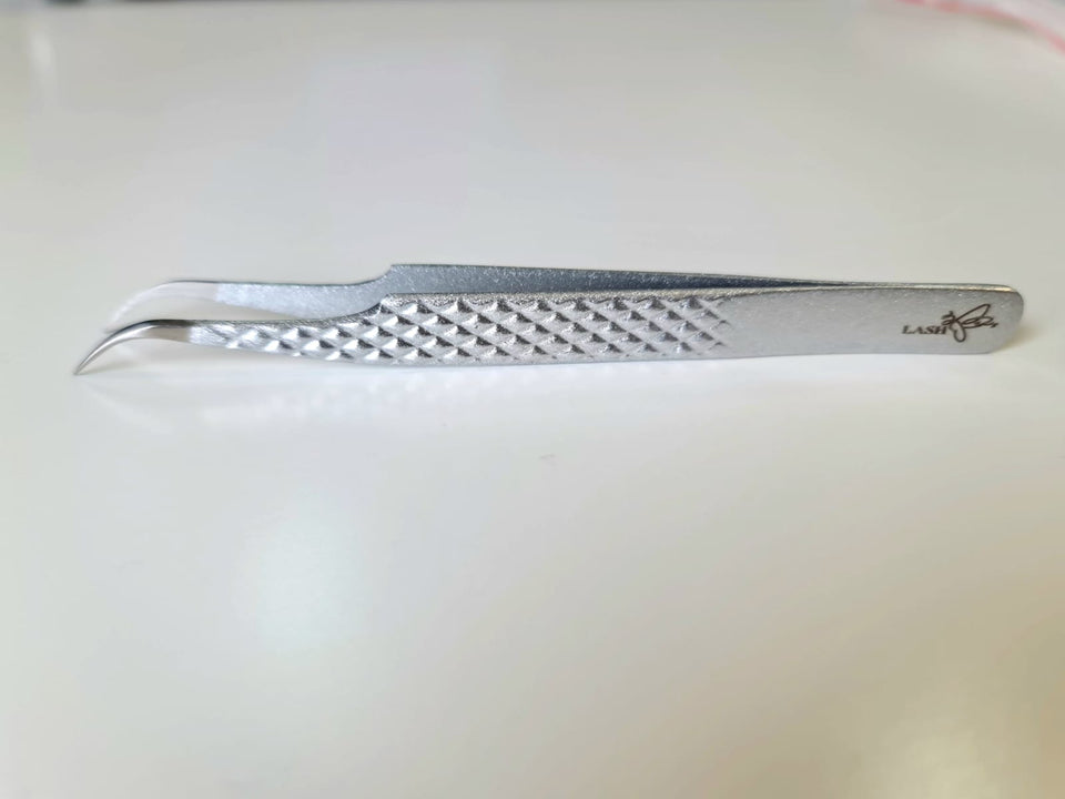 Curved Isolation Tweezers